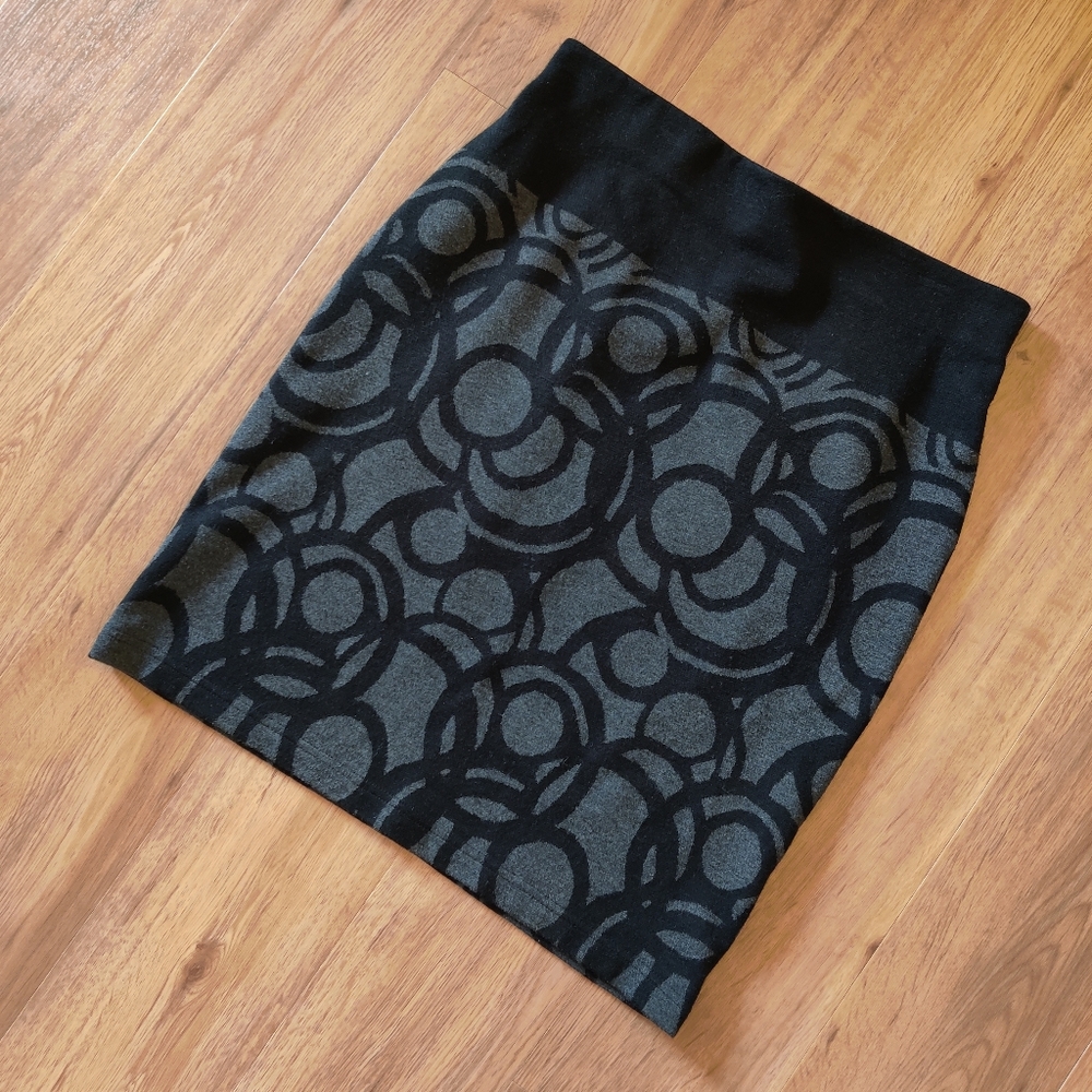 High-waisted Pencil Skirt Studio Point